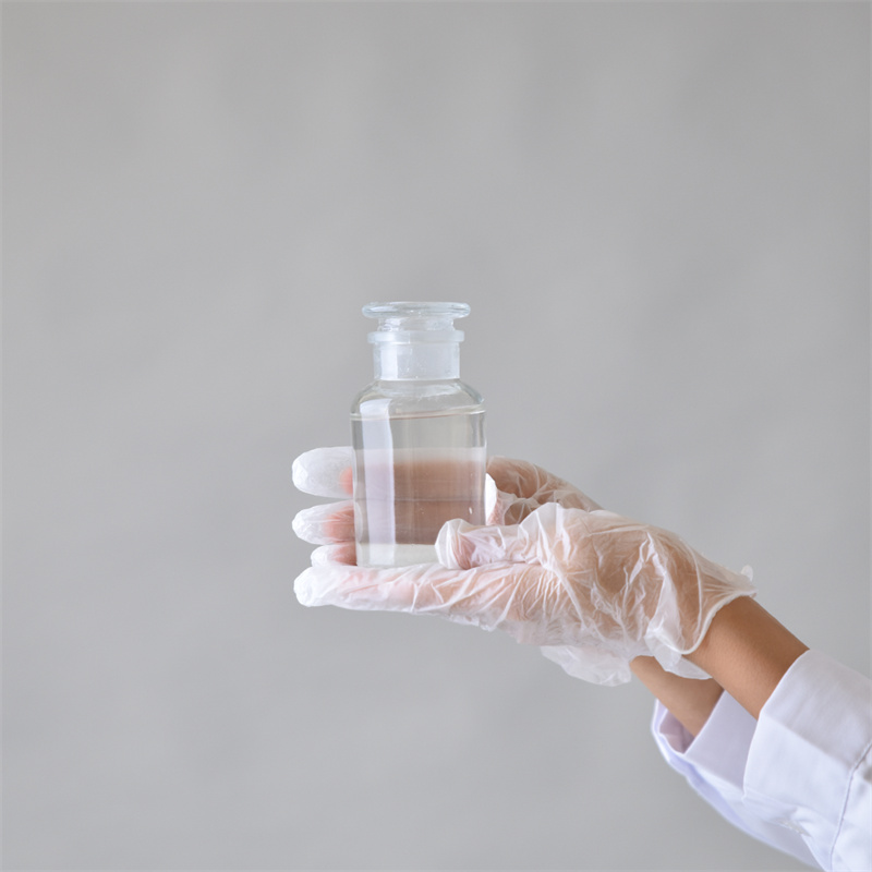 Octyl 4-methoxycinnamate CAS 5466-77-3